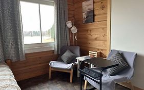 North Lakeside B&B Plateliai